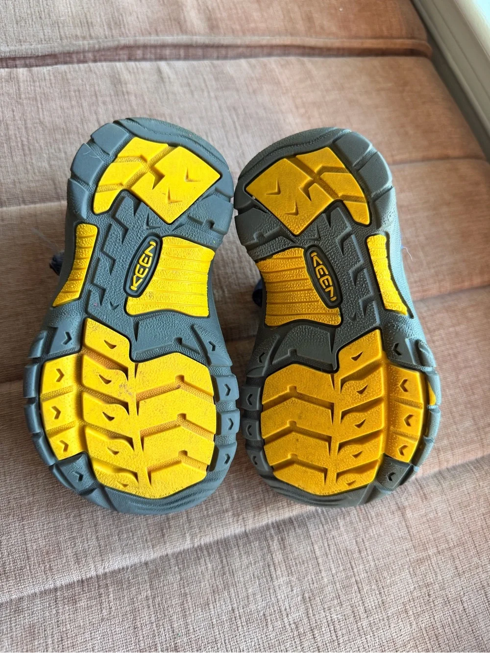 KEEN Newport H2 Toddler Sandals Blue Gray Yellow Size 9 US Waterproof Hiking